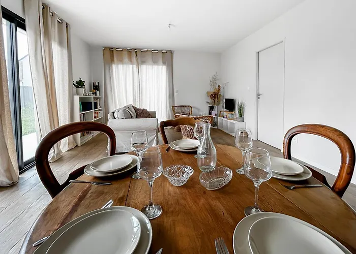 Maison Moderne Et Spacieuse Pres De La לוק-סור-מר