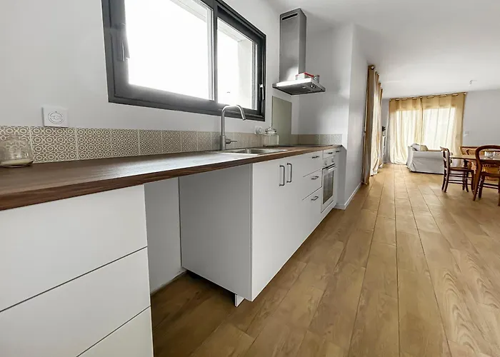 Maison Moderne Et Spacieuse Pres De La לוק-סור-מר