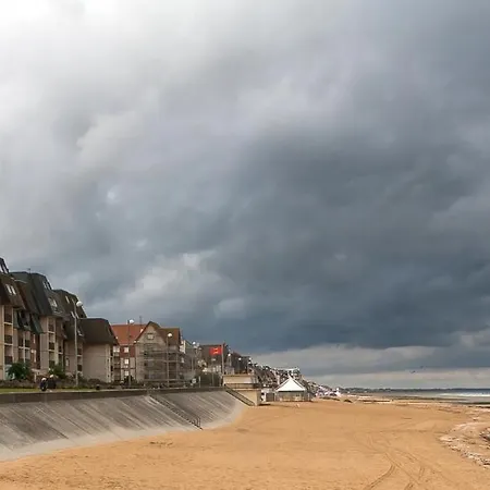 Maison Moderne Et Spacieuse Pres De La Σπίτι διακοπών