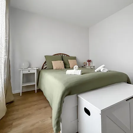 Maison Moderne Et Spacieuse Pres De La *