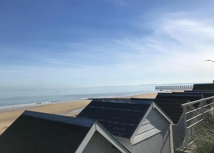 Maison Moderne Et Spacieuse Pres De La