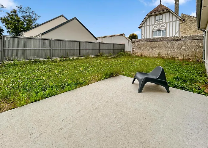 Maison Moderne Et Spacieuse Pres De La